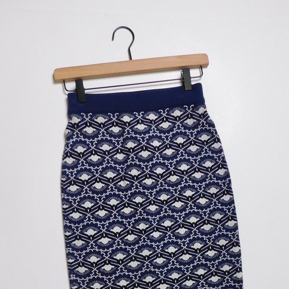 MAX MARA Weekend Magma Knit Pencil Skirt MaxMara Blue Print Knitwear Small - Picture 5 of 16